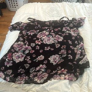 Torrid size 2 Clip Dot Cold Shoulder Top